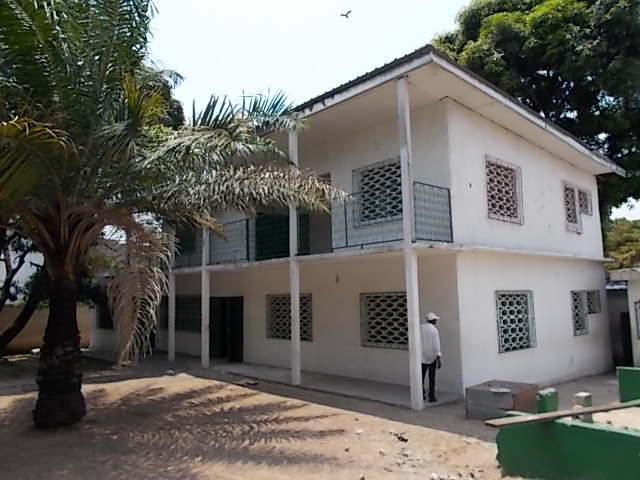 Villa idéal bureaux ou école, CV Brazzaville