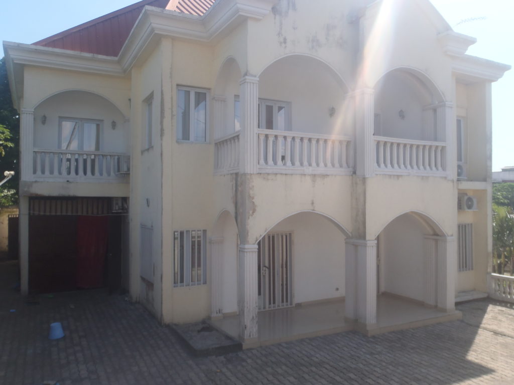 Villa à vendre TCHIMBAMBA Pointe-Noire