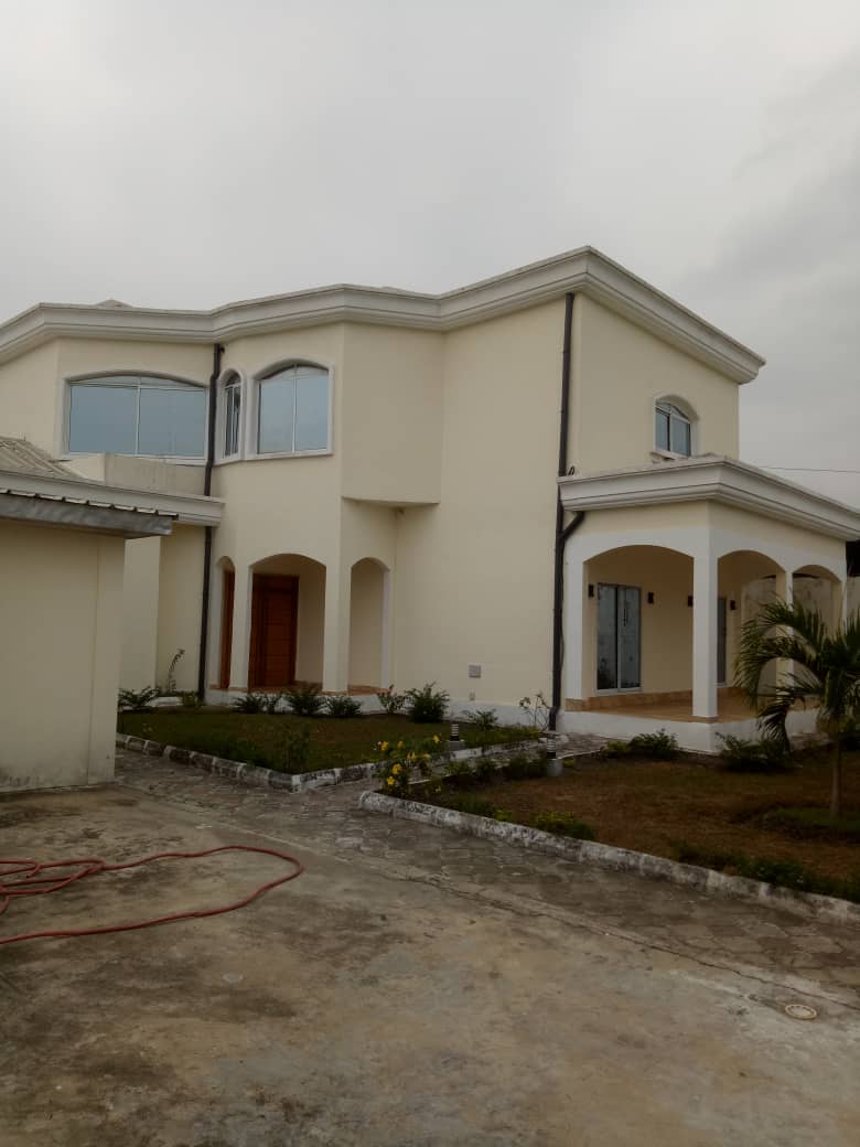 Villa à Louer à NGOYO POINTE-NOIRE